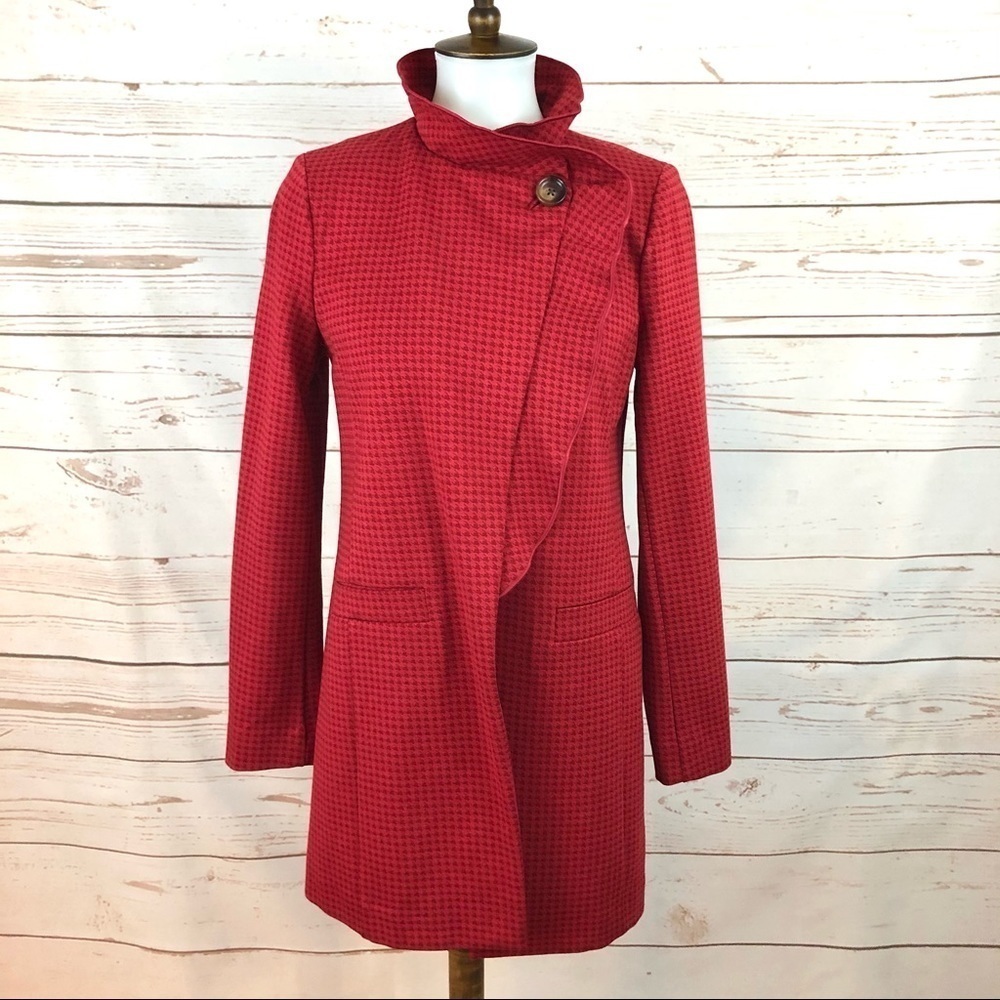 Cabi Red Houndstooth Celebration Jacket